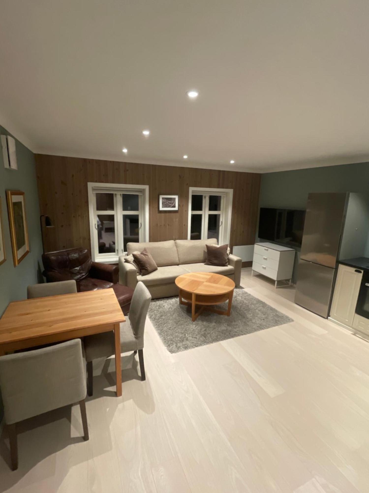 Apartment At Ranvik Near City Center - Parking Available Сандефьорд Экстерьер фото
